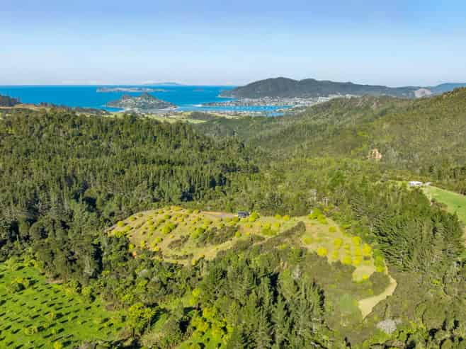 151B SH25 Tairua-Whitianga Hwy, Tairua