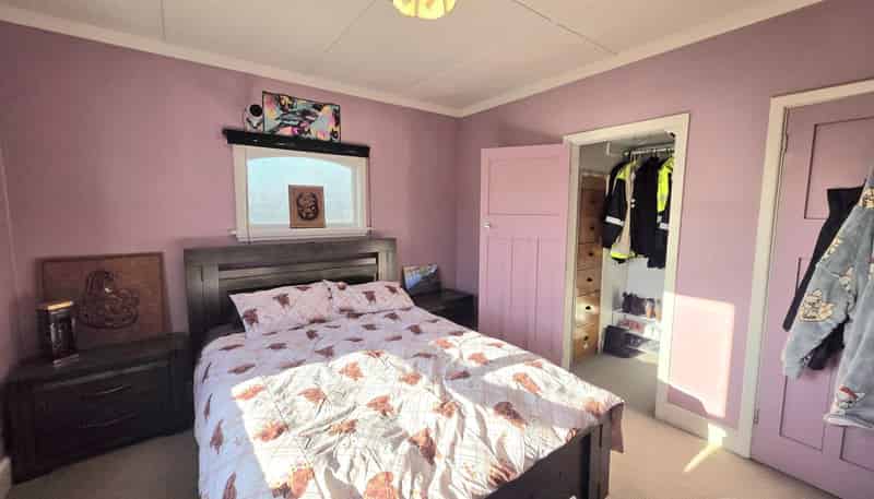 253 Homestead Road, Weston