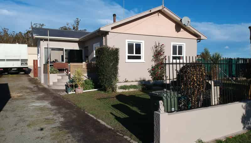 253 Homestead Road, Weston