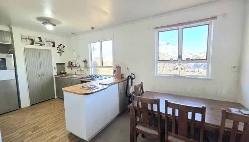 253 Homestead Road, Weston