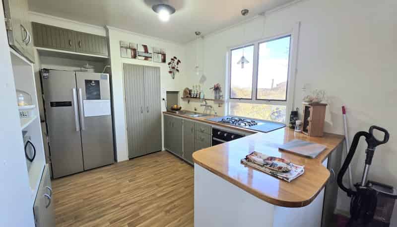 253 Homestead Road, Weston