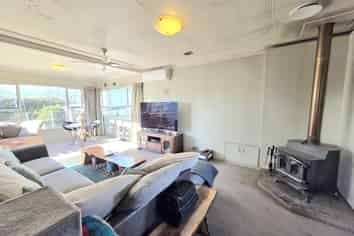 253 Homestead Road, Weston