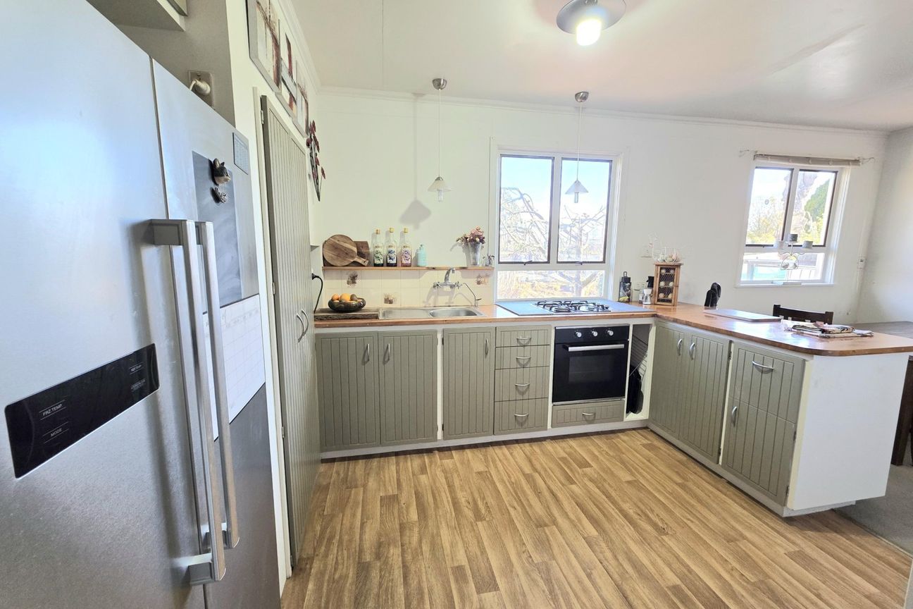 Country Charm with Exceptional Garaging - Widok 3