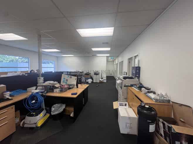 2,201sqm Warehouse with Yard & Profile
