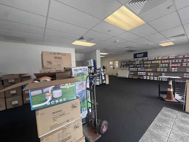 2,201sqm Warehouse with Yard & Profile