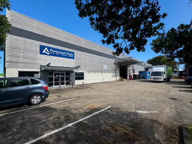 2,201sqm Warehouse with Yard & Profile
