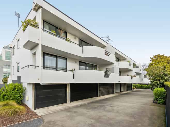 2/55 Carlton Mill Road, Merivale