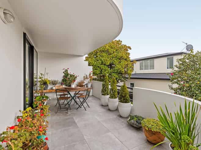 2/55 Carlton Mill Road, Merivale