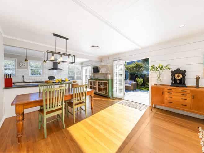 11 Alamein Road, Panmure