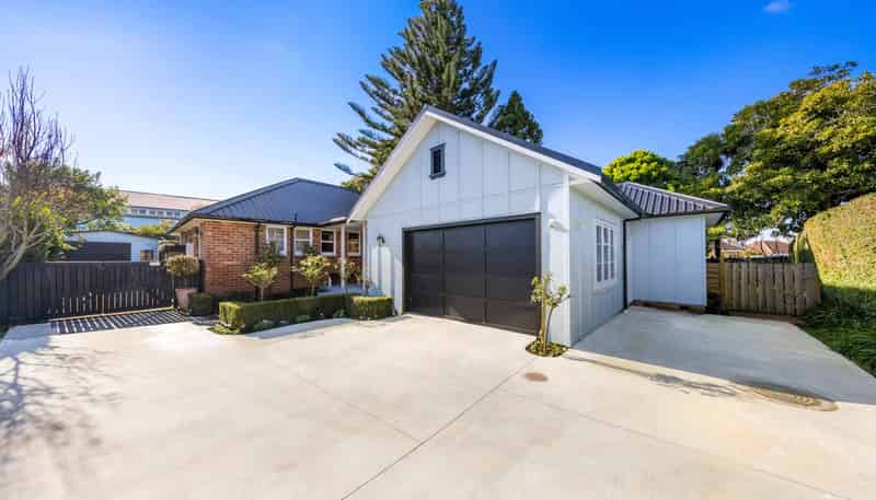11 Alamein Road, Panmure