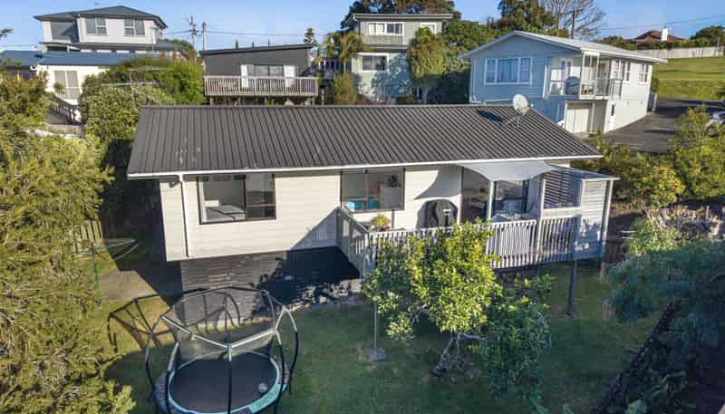 3a Rishworth Avenue, Stanmore Bay