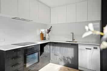 10/200 Main North Road , Redwood