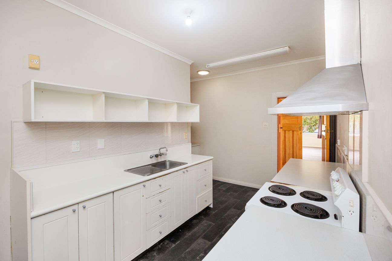 Prime Location, Plenty of Options! - Więcej