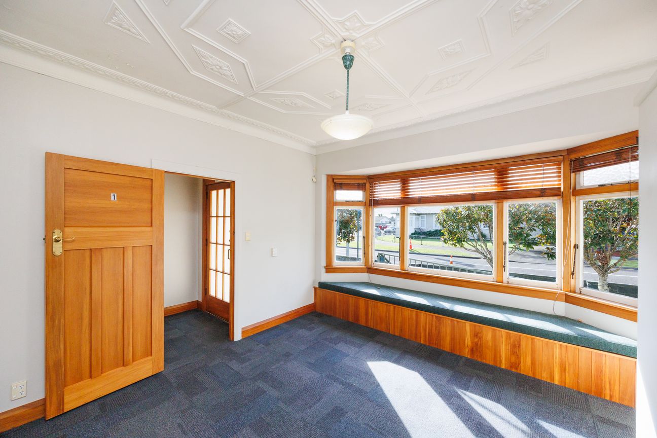 Prime Location, Plenty of Options! - Widok 4
