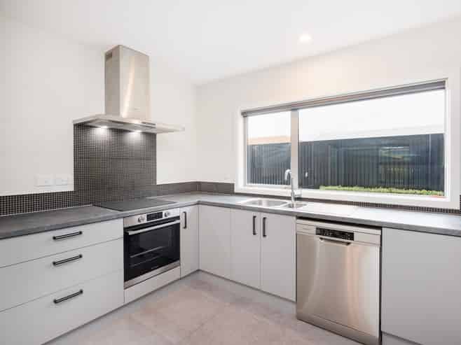 26a Worcester Street, West End