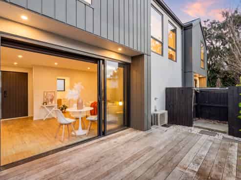 1/19 Brockworth Place, Riccarton