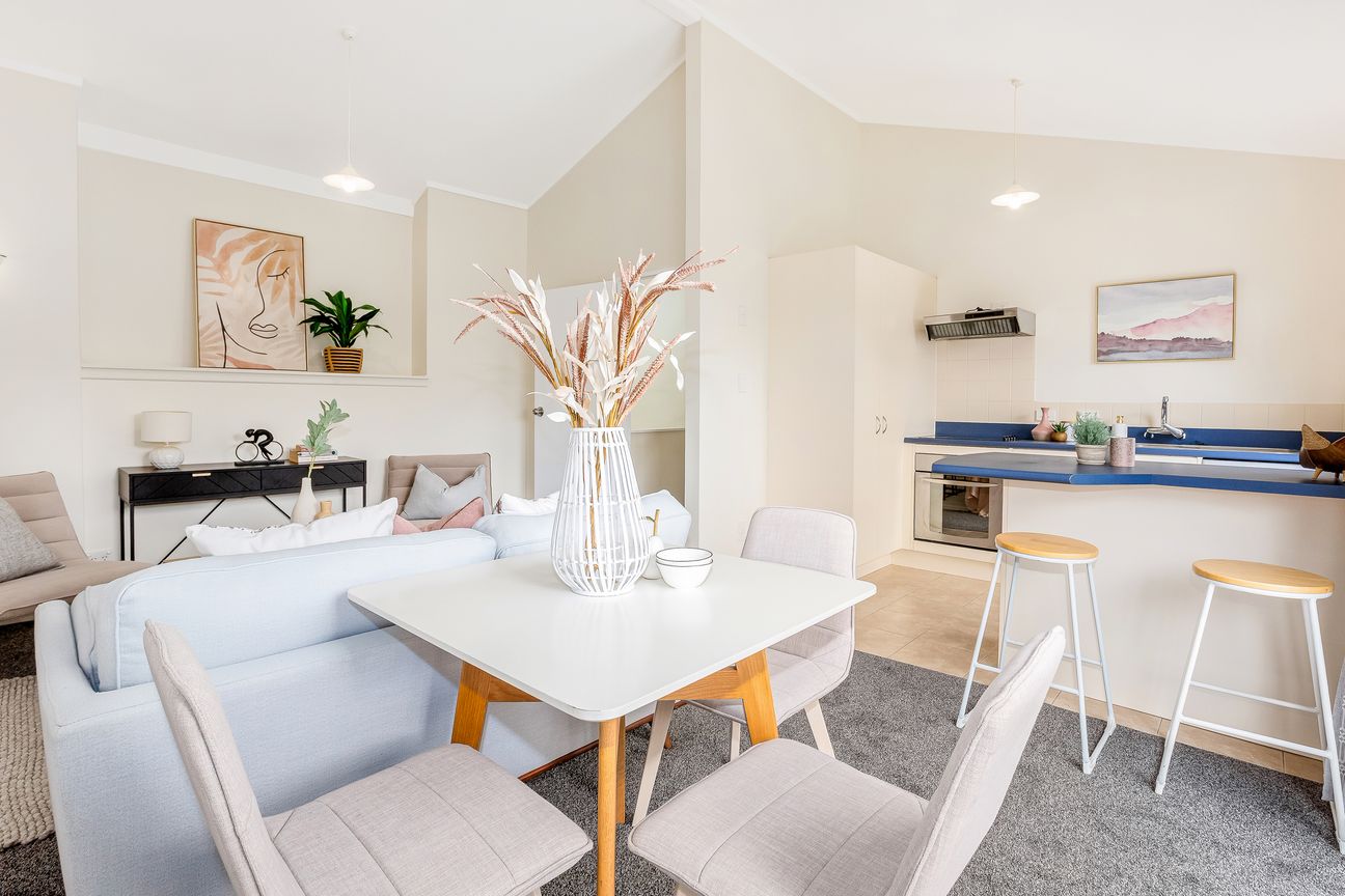 RENOVATED, READY & PERFECTLY POSITIONED - Ansicht 6