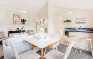 10/124 Redwood Avenue, Tawa