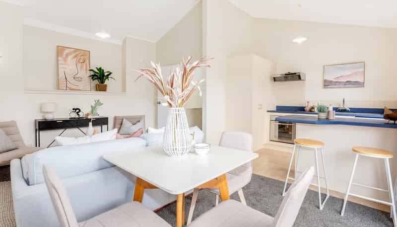 10/124 Redwood Avenue, Tawa