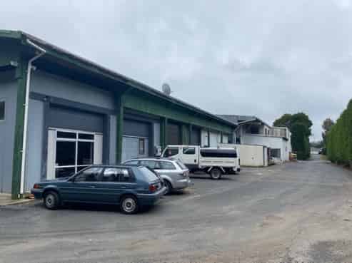 2 MINUTES FROM KERIKERI CBD
