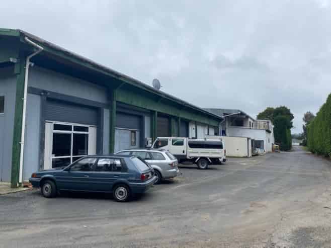 2 MINUTES FROM KERIKERI CBD
