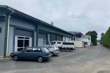 2 MINUTES FROM KERIKERI CBD

