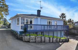 16 Taylor Street, Blockhouse Bay