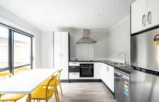 5b/2 Littler Place, Hillcrest