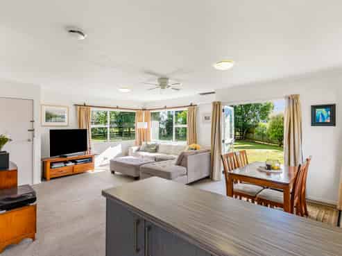 1/2 Wallace Road, Ranui