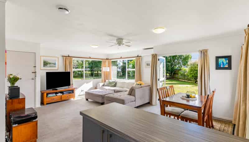1/2 Wallace Road, Ranui