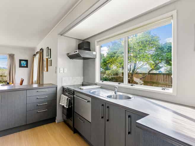 1/2 Wallace Road, Ranui