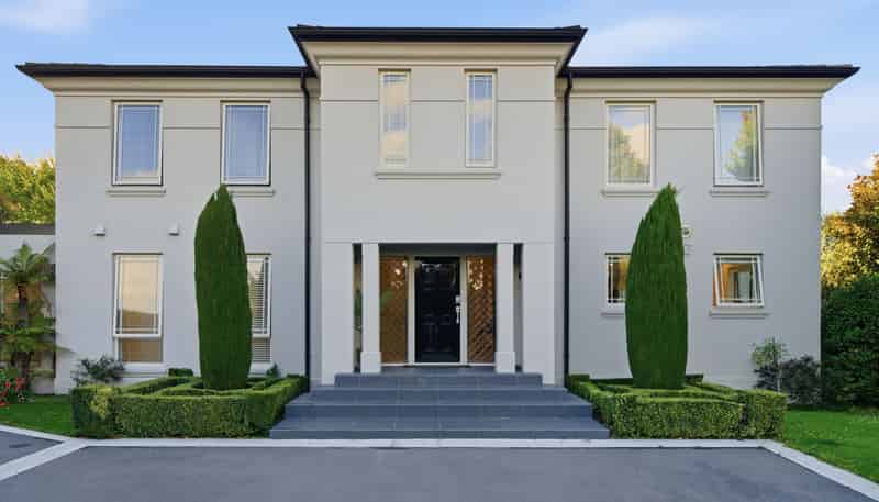 33 Lewisham Park, Saint Albans