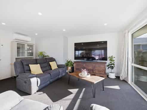39 Baynes Street, Burwood