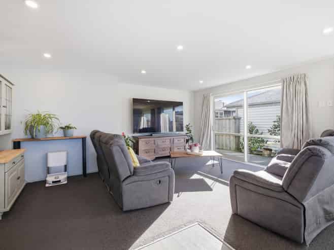 39 Baynes Street, Burwood