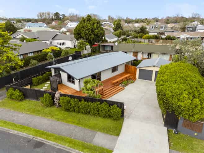 14 Endeavour Avenue, Flagstaff
