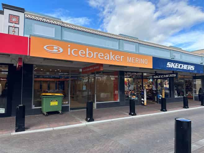 CBRE - Prime Retail Tenancy on Emerson Street