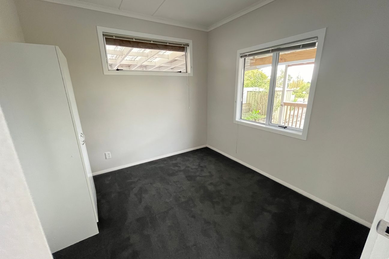 Affordable, Modern and Move-In Ready! - Aanzicht 6