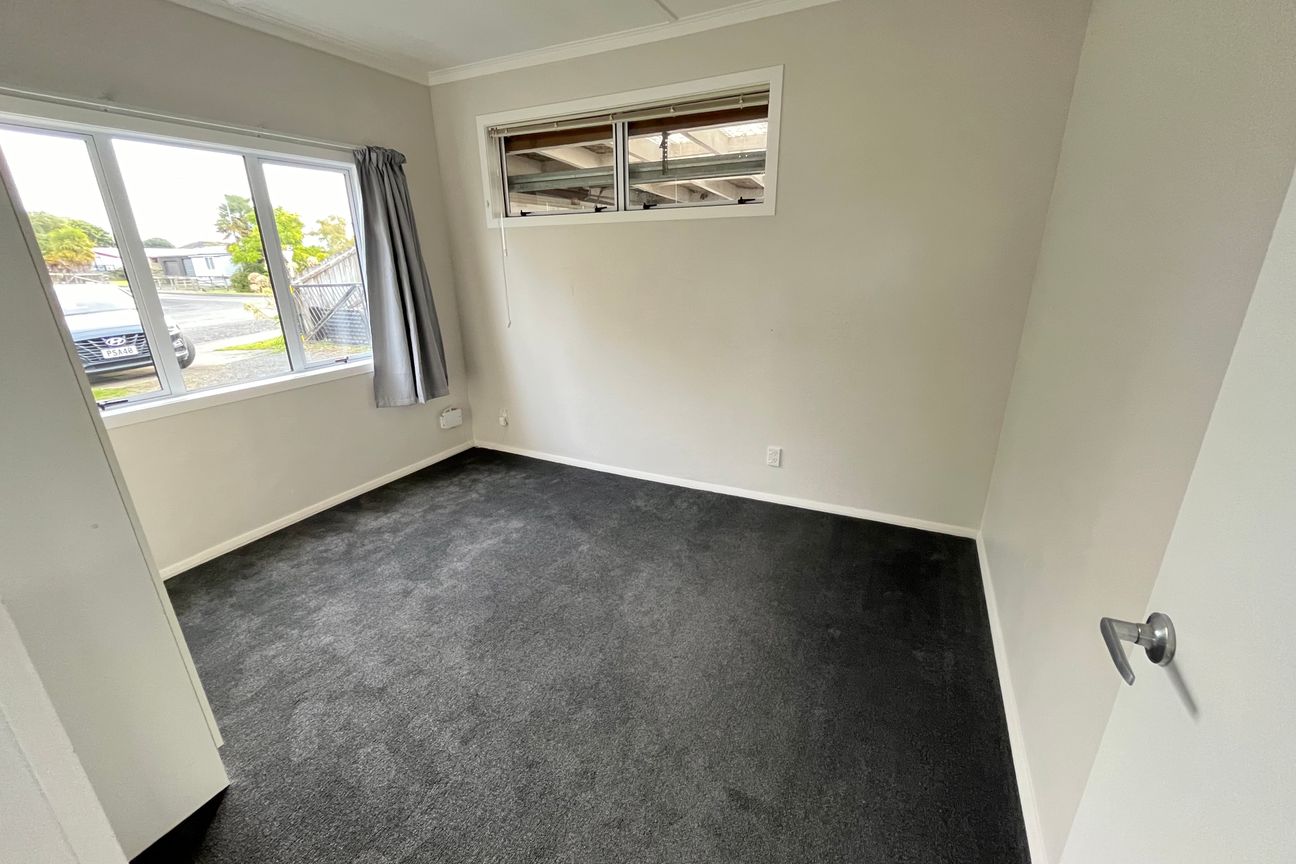 Affordable, Modern and Move-In Ready! - Aanzicht 5
