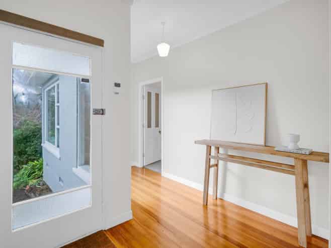 50 Brooklands Road, Brooklands