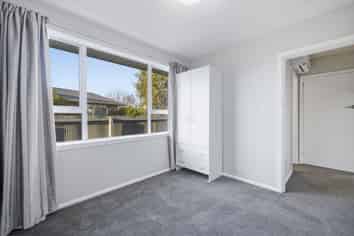 2/154 Warren Crescent, Hillmorton