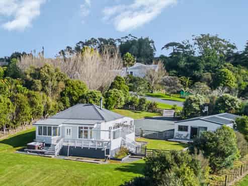 43 J Tolhopf Road, Puhoi