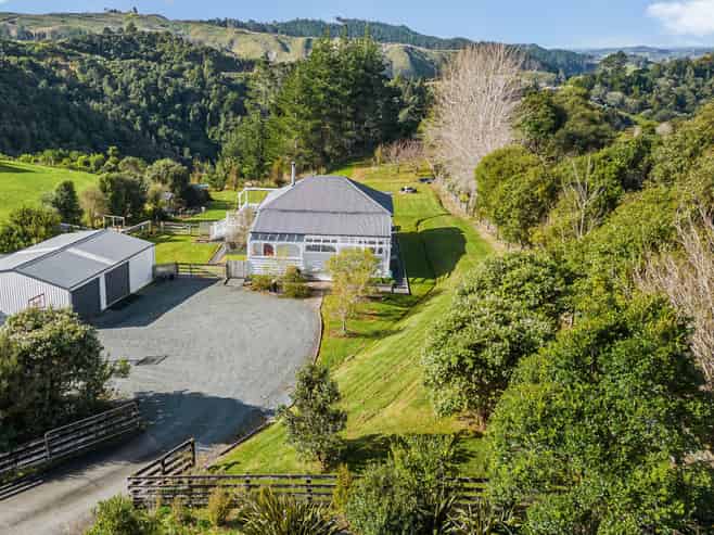 43 J Tolhopf Road, Puhoi