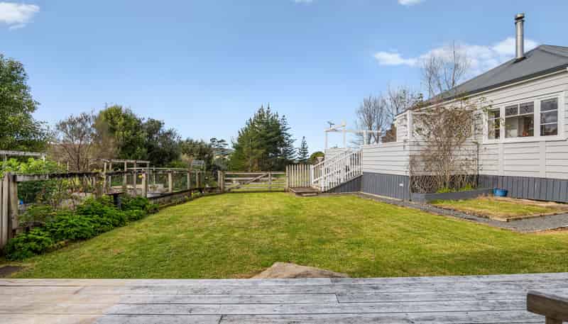 43 J Tolhopf Road, Puhoi