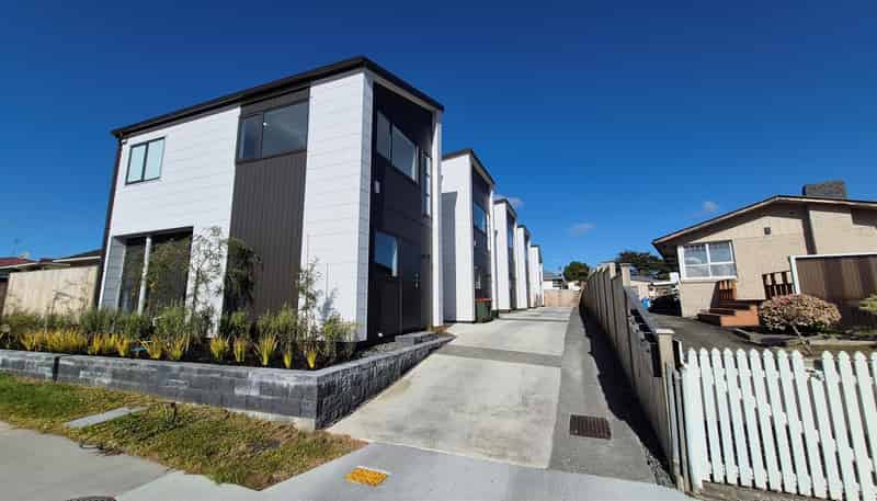  43 Friesian Drive, Mangere