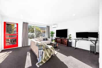 2/35 Torrens Road, Hillmorton