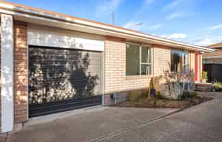 2/35 Torrens Road, Hillmorton