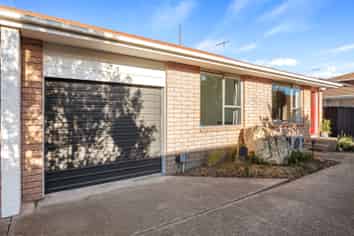2/35 Torrens Road, Hillmorton