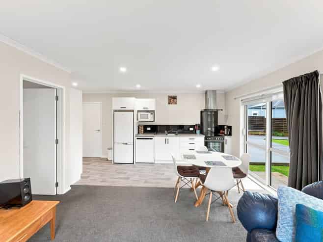 80 Ngamotu Road, Spotswood