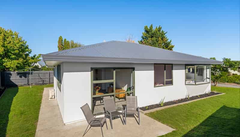17 Brookfield Place, Redwoodtown