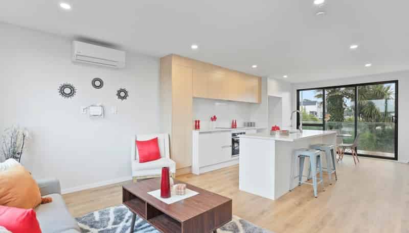 2/30 Woodford Avenue, Henderson